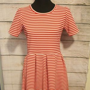 EUC Red&White Stripes LulaRoe Amelia Size L